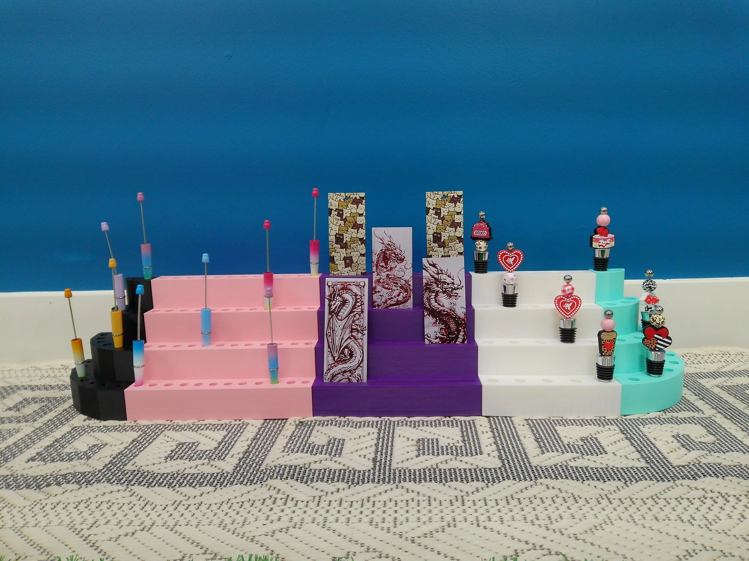 3D Printed Bookmark Display – Perfect for Personal Collections, Art Shows, and Retail Spaces